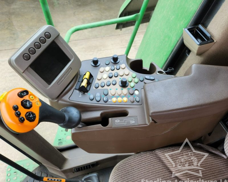 John Deere W540 Hillside Combine