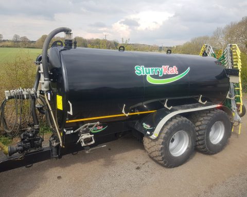 SlurryKat Tanker and Dribble Bar