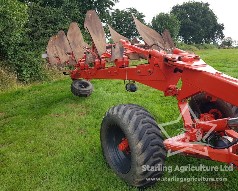 Kuhn 12 Furrow Auto Reset Plough