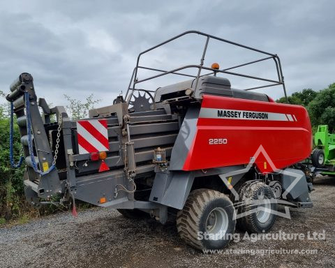 Massey Ferguson 2250 Baler