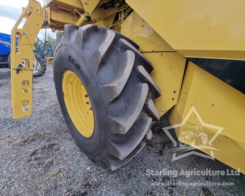 New Holland TX62 Combine