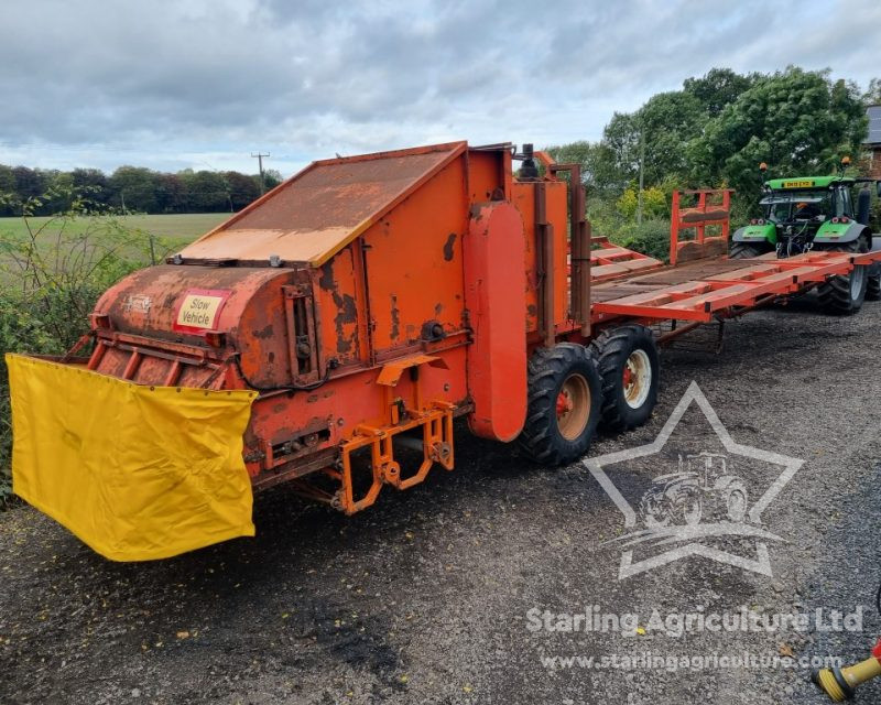 Larrington Straw Layer