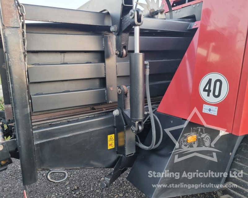 New Holland D1010 Baler
