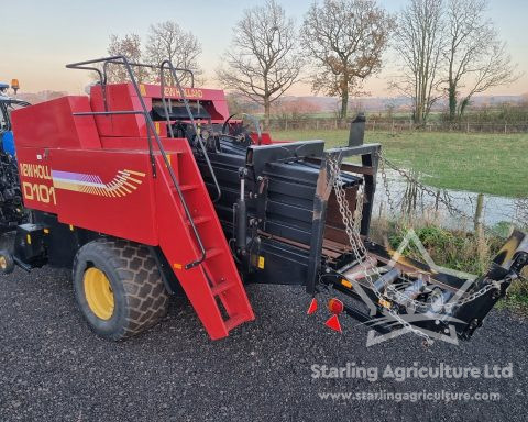 New Holland D1010 Baler