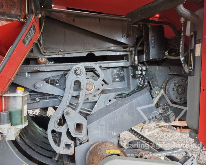 Massey Ferguson 2170 Baler