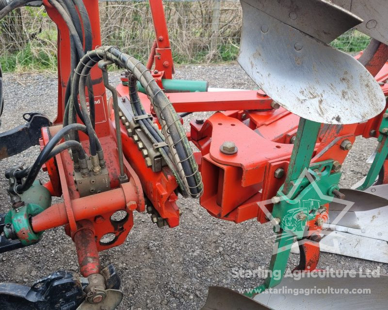 Kverneland LB85 4F Plough