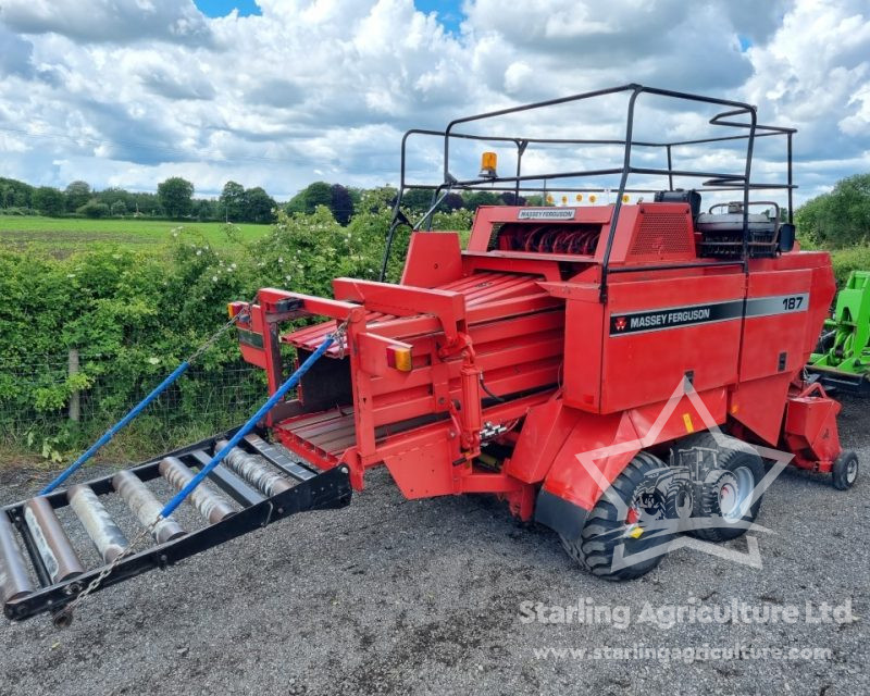 Massey Ferguson 187 Baler