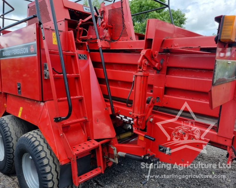 Massey Ferguson 187 Baler