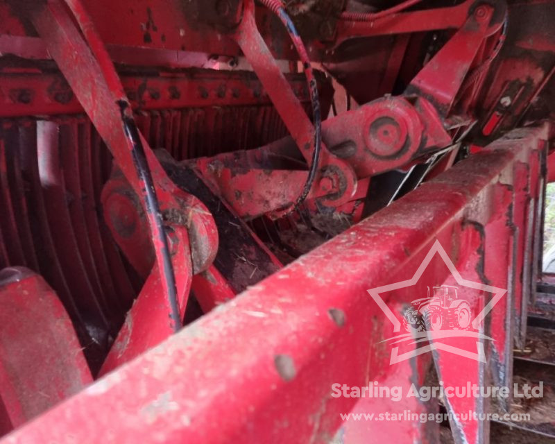 Massey Ferguson 187 Baler