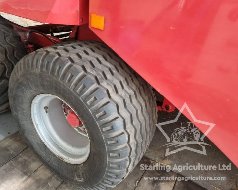 Massey Ferguson 187 Baler