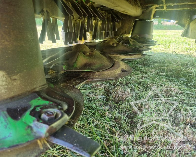 John Deere 1365 Mower Conditioner