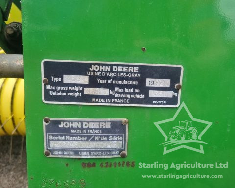 John Deere 459 Baler