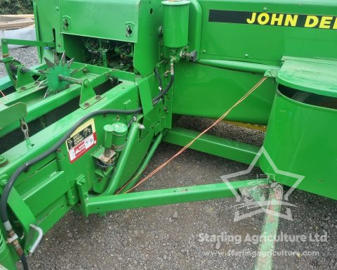 John Deere 459 Baler