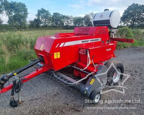 Massey Ferguson 1839 Inline Conventional Baler