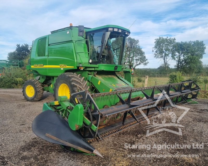 John Deere 9780 CTS Combine