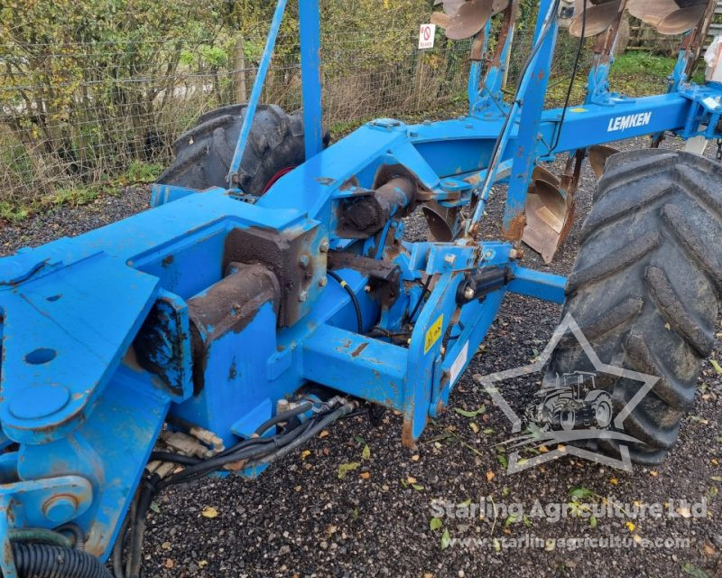 Lemken Euro-Titan 11 Furrow Plough