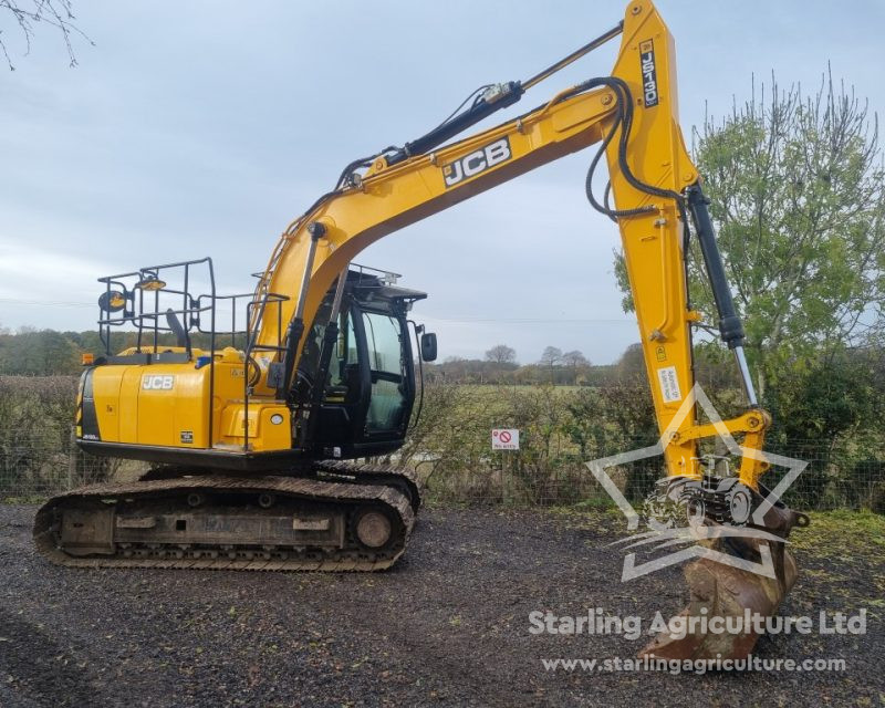 JCB JS130LC Plus