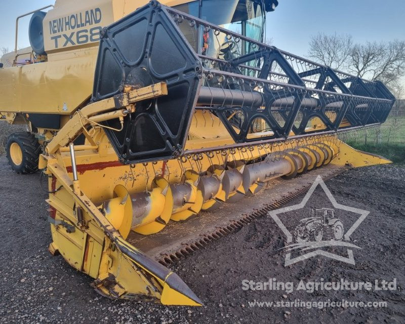 New Holland TX68 Combine