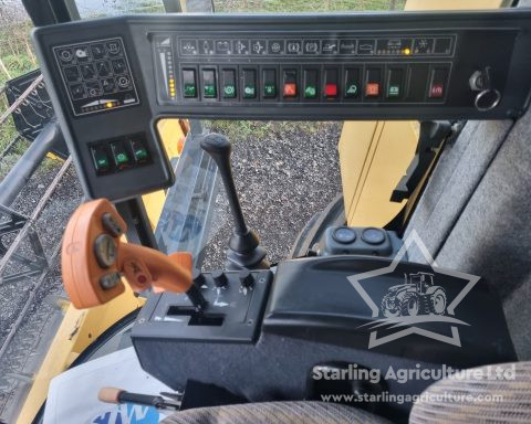 New Holland TX68 Combine