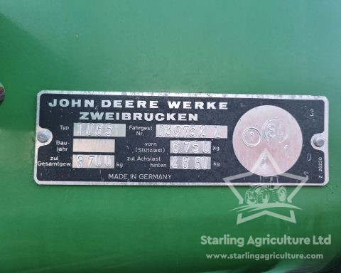 John Deere 1065 Combine Harvester