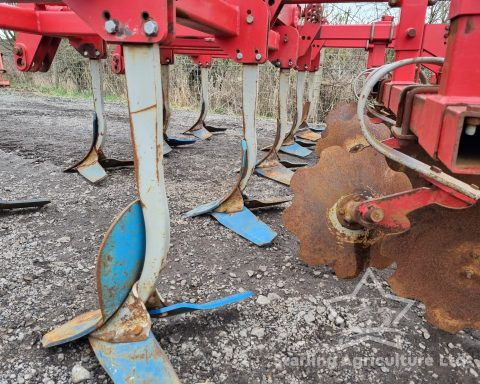 Kongskilde 4m Delta Stubble Cultivator.