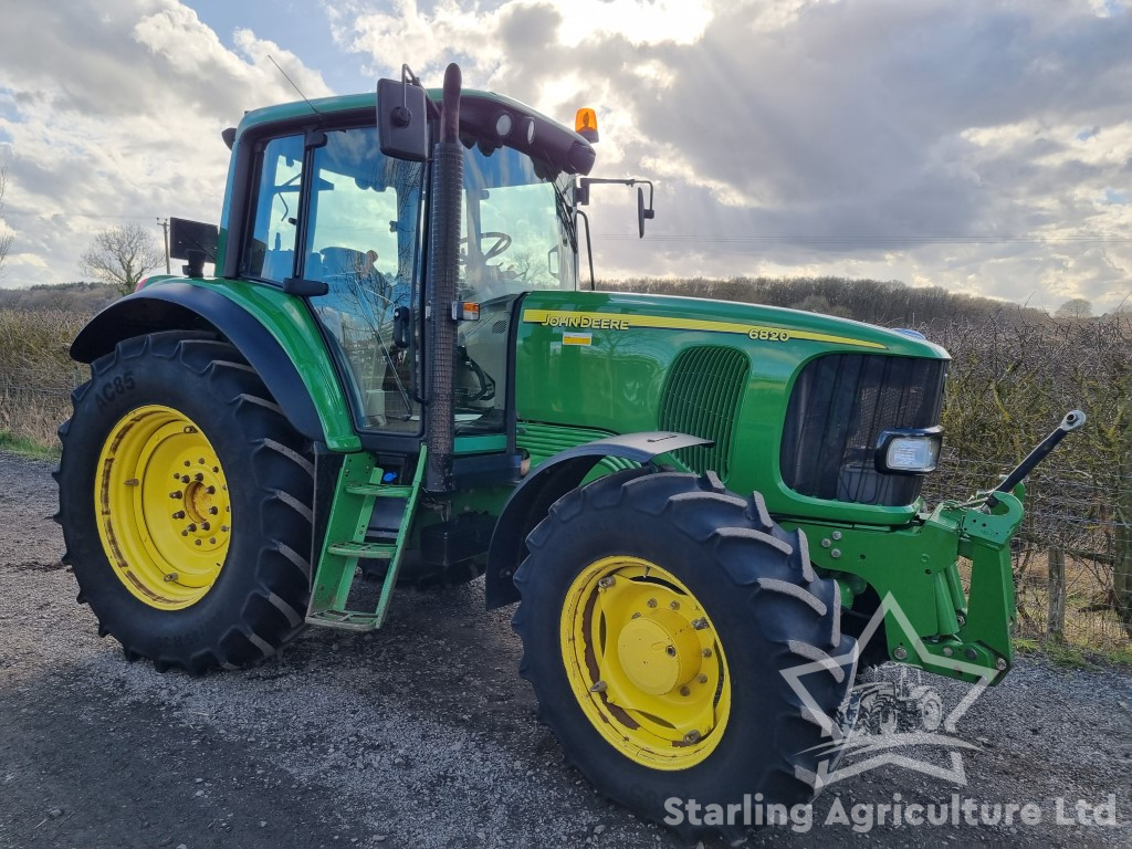 Tracteur John Deere 6820