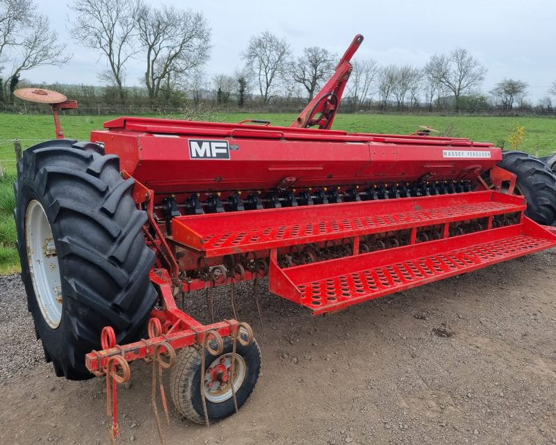 Massey Ferguson 30 Drill