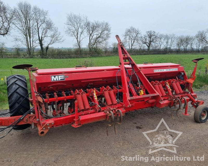 Massey Ferguson 30 Drill