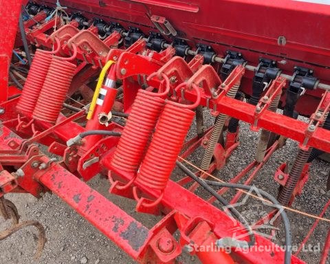 Massey Ferguson 30 Drill