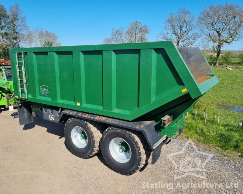 Bailey Dump Trailer