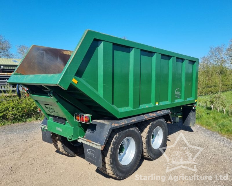 Bailey Dump Trailer