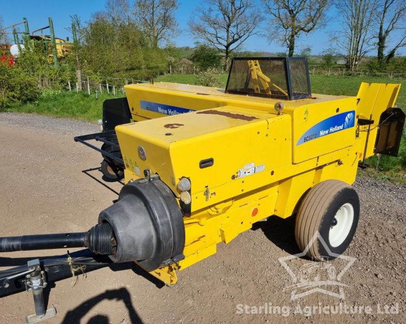 New Holland BC5070 Baler