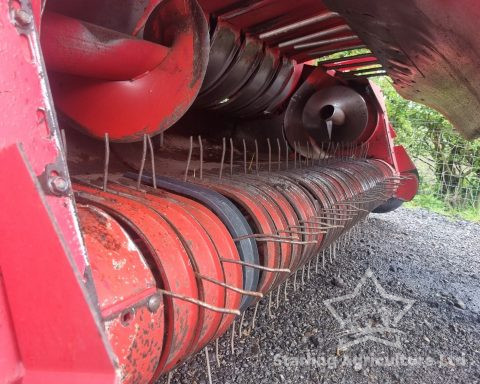 Massey Ferguson 186 Baler