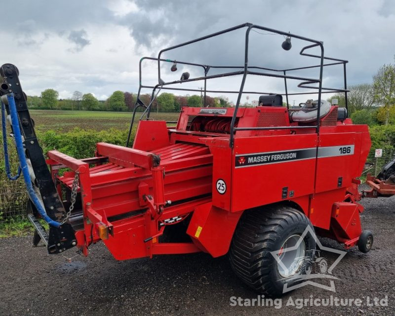 Massey Ferguson 186 Baler