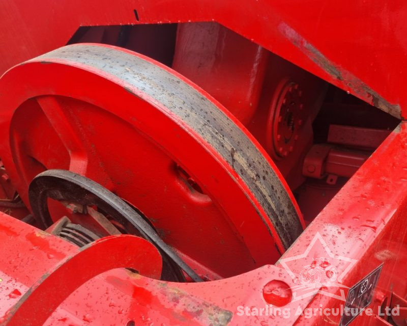 Massey Ferguson 186 Baler