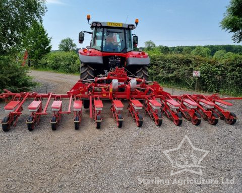 Kverneland 12 Row Beet Drill