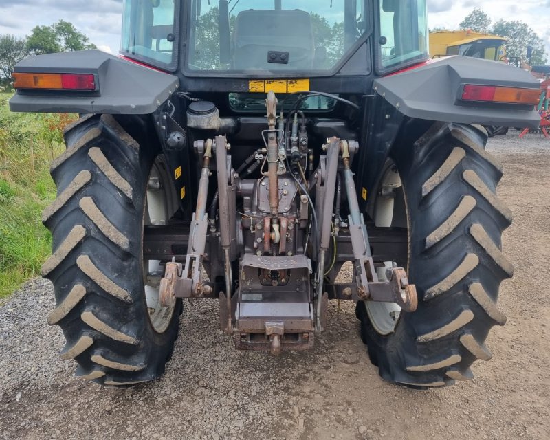 Massey Ferguson 6120