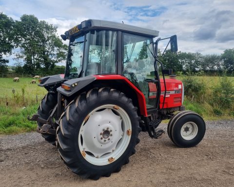 Massey Ferguson 6120