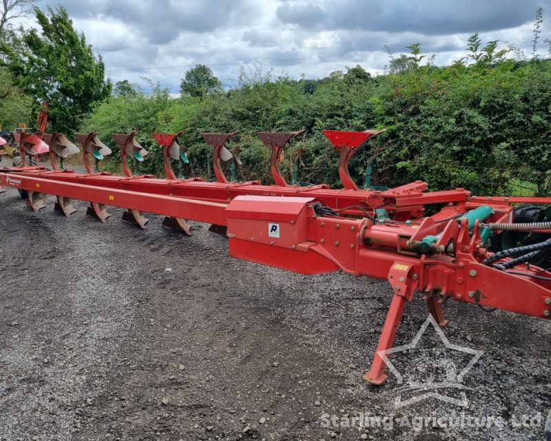 Kverneland PW100 Plough