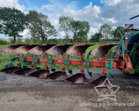 Kverneland LD85 6Furrow Plough