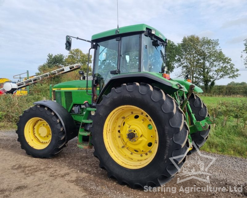 John Deere 7810