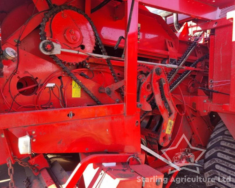 Massey Ferguson 186 Baler