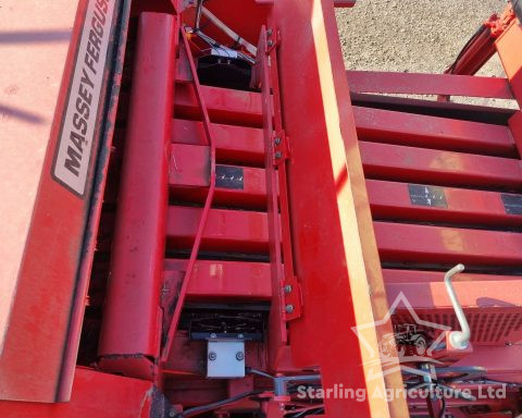 Massey Ferguson 186 Baler