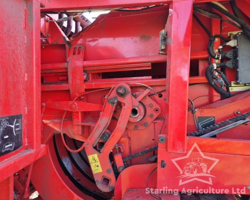 Massey Ferguson 186 Baler