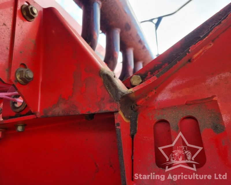 Massey Ferguson 186 Baler