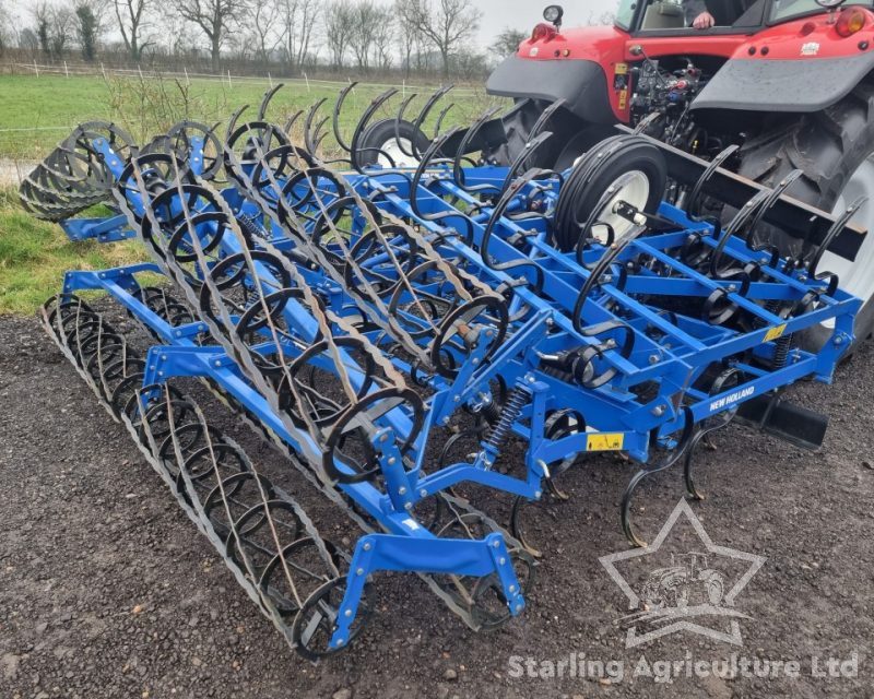 New Holland ( Kongskilde ) Springtine