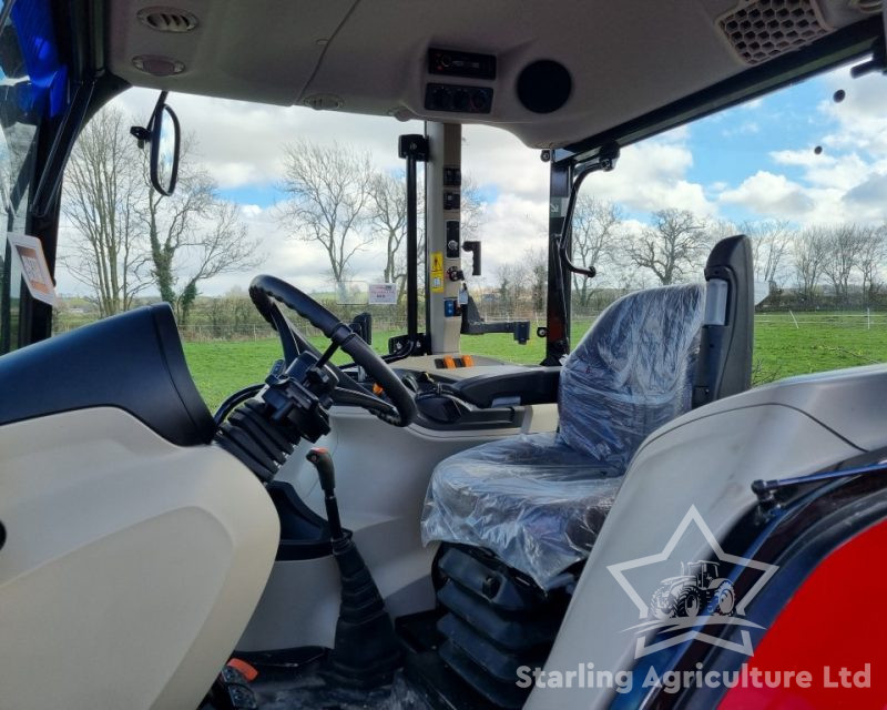 Massey Ferguson M 4708