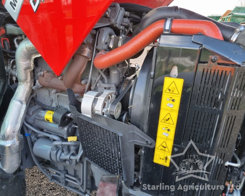 Massey Ferguson M 4708