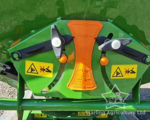 Amazone Z-AX 902 Perfect Fertiliser Spreader