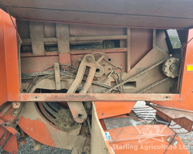 Mini Hesston 4755 Baler